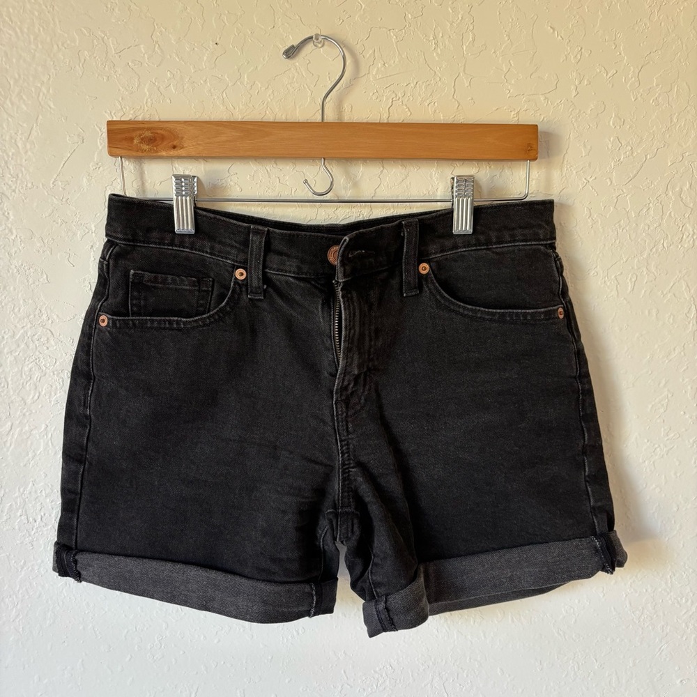 GAP Black Jean Shorts 5” inseam size 4/27